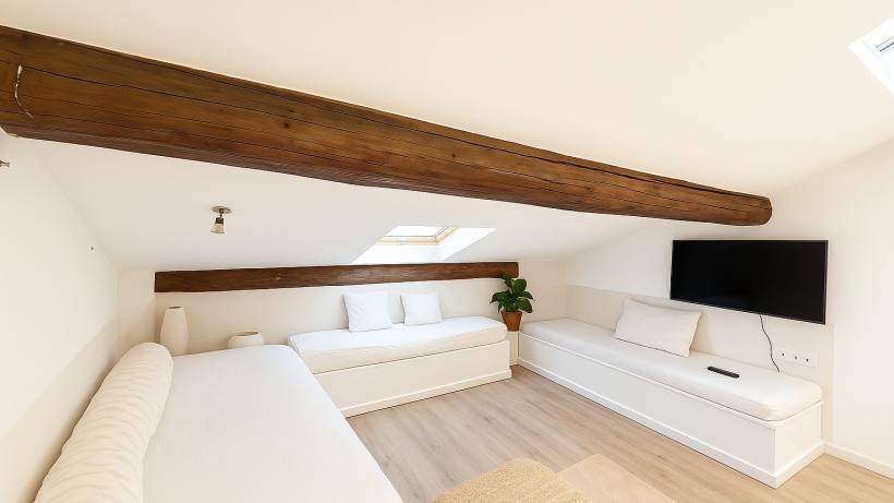 Appartement quartier Maison Carree 3eme etage