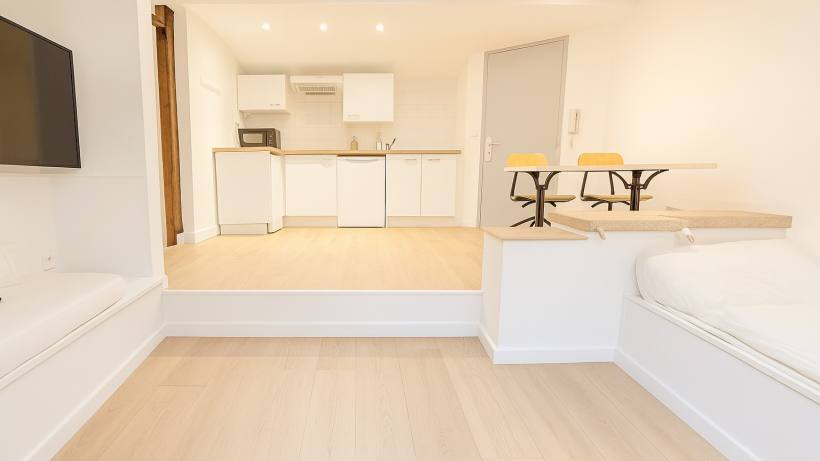 Appartement quartier Maison Carree 3eme etage