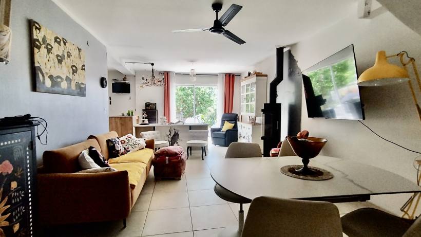 Maison de 2011 avec jardin et garage, Beauvoisin (30640)